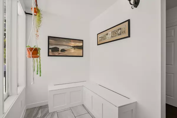 Muskoka Lakes, ON P0B 1J0,1037 Foreman RD