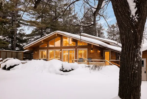 Kawartha Lakes, ON K0M 1A0,231 Front ST W