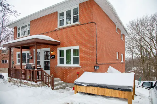 92 Gardiner ST, Kingston, ON K7M 1A7