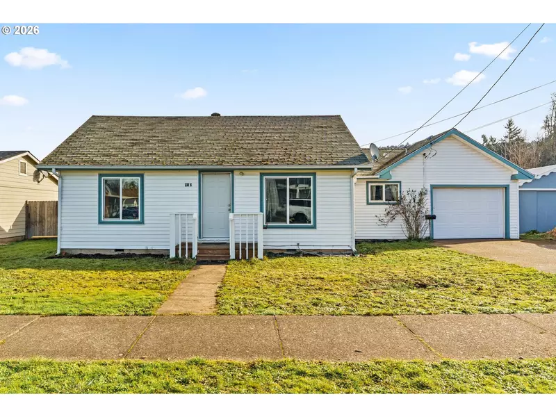 910 S 10TH ST, Cottage Grove, OR 97424