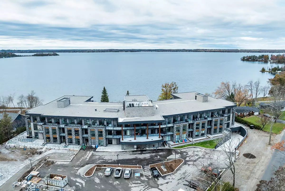 Kawartha Lakes, ON K0M 1N0,99 Louisa ST #302