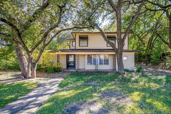 Fort Worth, TX 76116,6455 Waverly Way