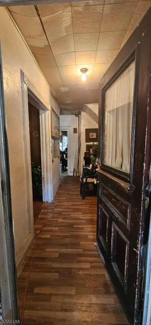 570 Summer Ave, Newark City, NJ 07104