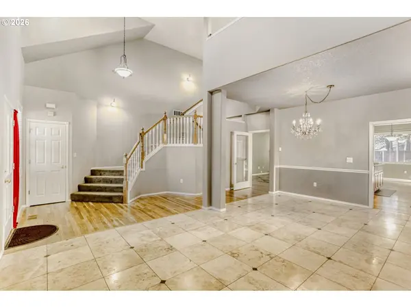 2619 NE CHARLOIS DR, Hillsboro, OR 97123