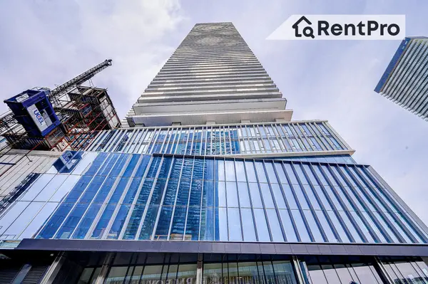 Toronto C08, ON M5E 0E4,138 Downes ST #5809