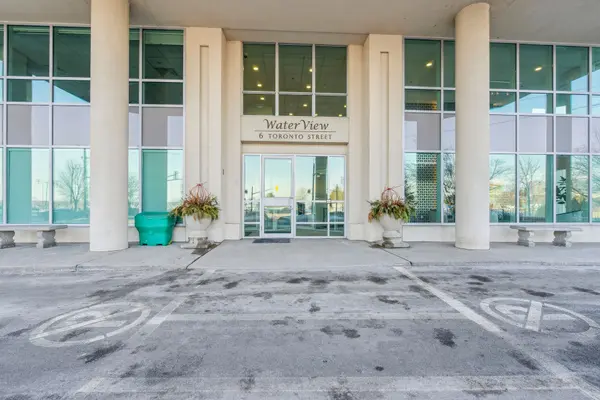 Barrie, ON L4N 9R2,6 Toronto ST #604