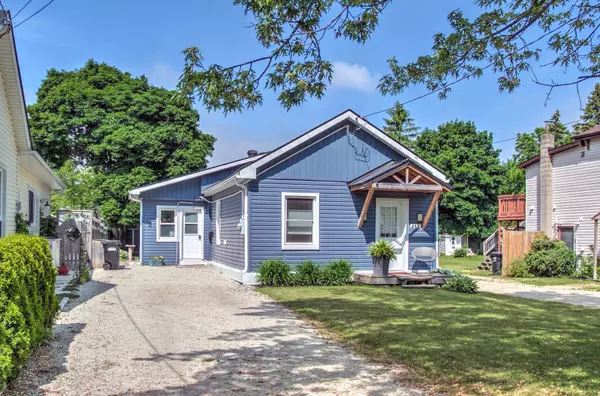 Collingwood, ON L9Y 3A8,260 CEDAR ST