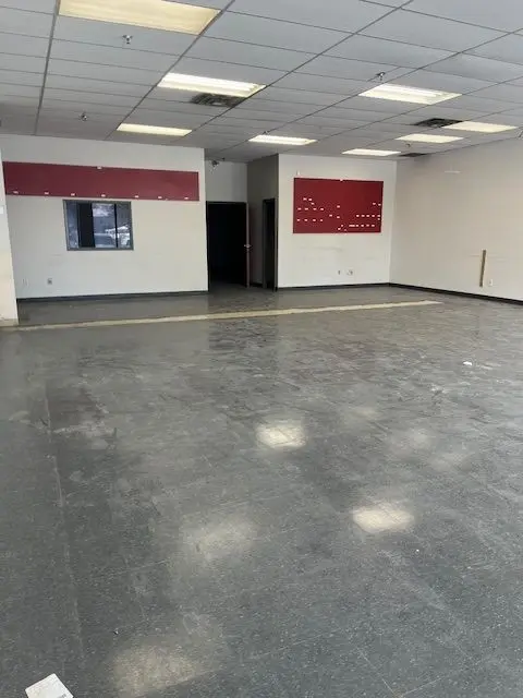 1035 Queensway N/A E ##7, Mississauga, ON L4Y 1M4