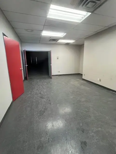 1035 Queensway N/A E ##7, Mississauga, ON L4Y 1M4