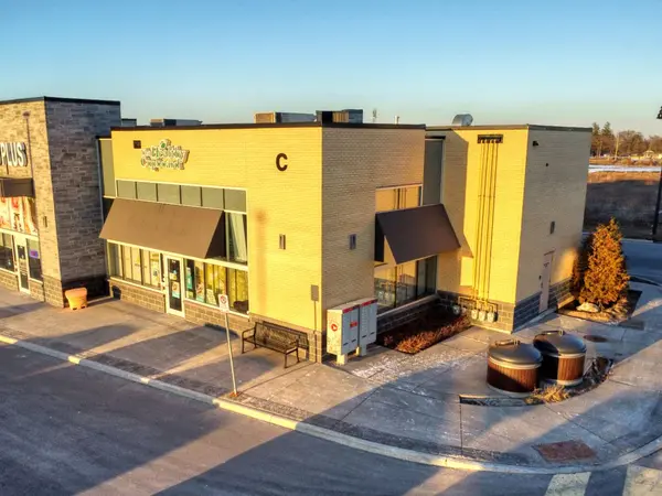 130 20 HWY E #C-4, Pelham, ON L0S 1E6