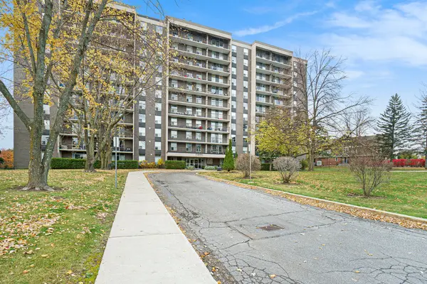 Alta Vista And Area, ON K1H 8L3,2400 Virginia DR #606