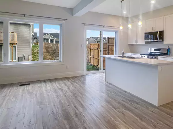 Prince Edward County, ON K0K 2T0,52 Campbell CRES