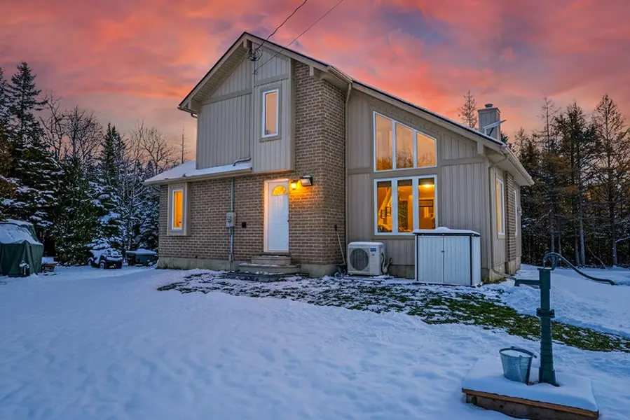 290 Myles Bay Shore RD, Northern Bruce Peninsula, ON N0H 1W0