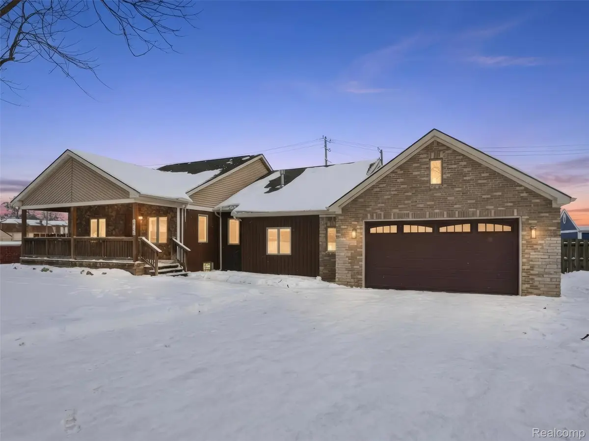 58106 Delmar, Washington Township, MI 48094