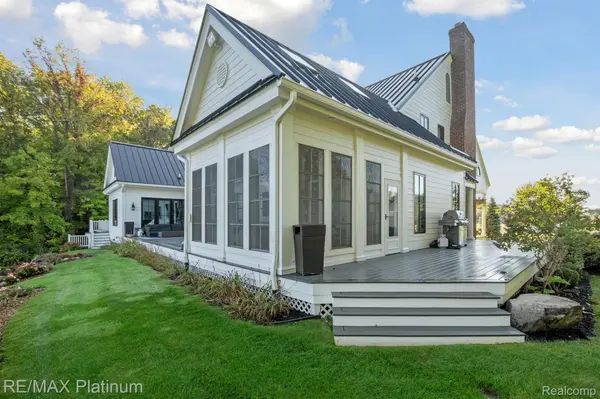 3304 OUTBACK TRL, Putnam Township, MI 48169