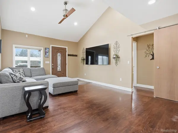 58106 Delmar, Washington Township, MI 48094