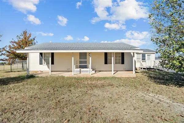 7624 County Road 916,  Godley,  TX 76044