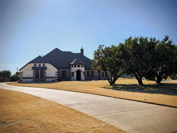 2015 Alps Court, Cedar Hill, TX 75104