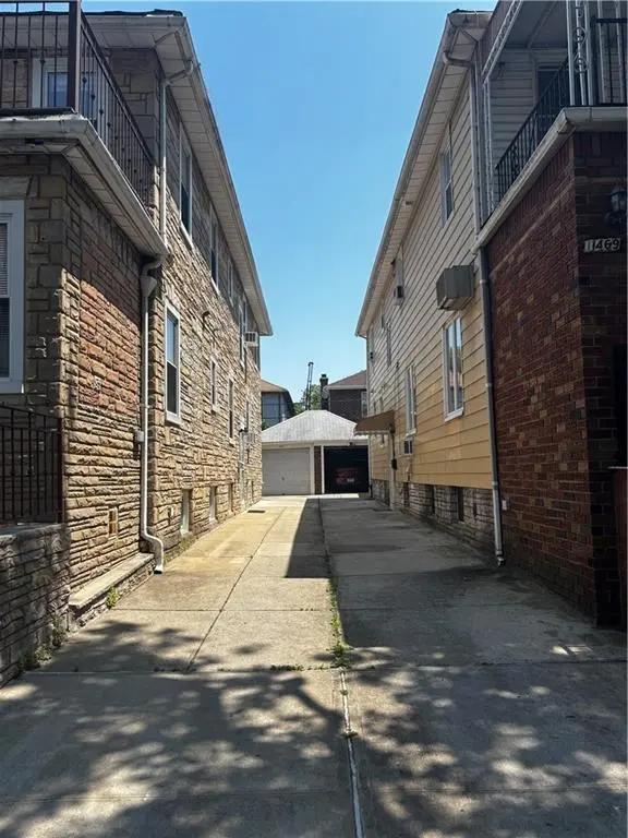 1469 West 9th ST, Brooklyn, NY 11204