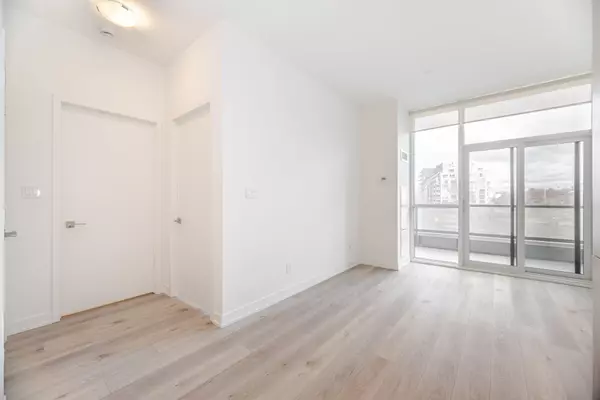 Toronto C01, ON M6K 1A2,50 Ordnance ST #309