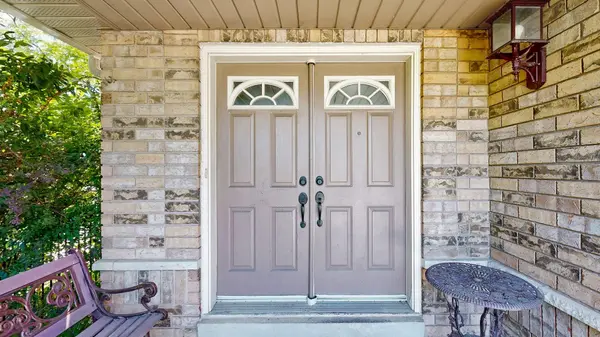 24 Cachet Hill CRES, Vaughan, ON L4H 1S6