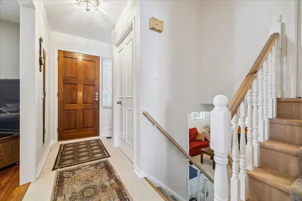 251 Elmwood RD, Oakville, ON L6K 2A9