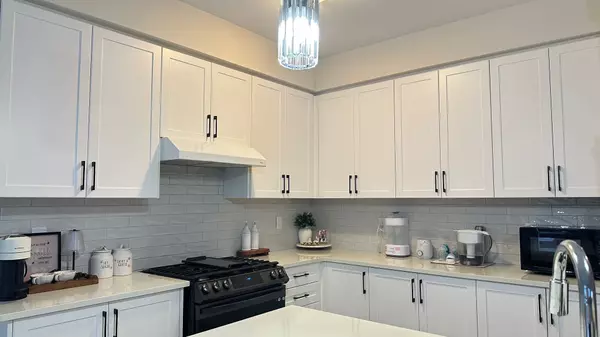 Haldimand, ON N3W 0H9,7 Wintergreen CRES