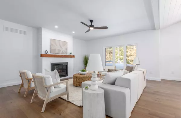 Gravenhurst, ON P0E 1G0,1030 Xavier ST