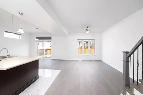 Belleville, ON K8N 4Z5,34 Primrose CRES