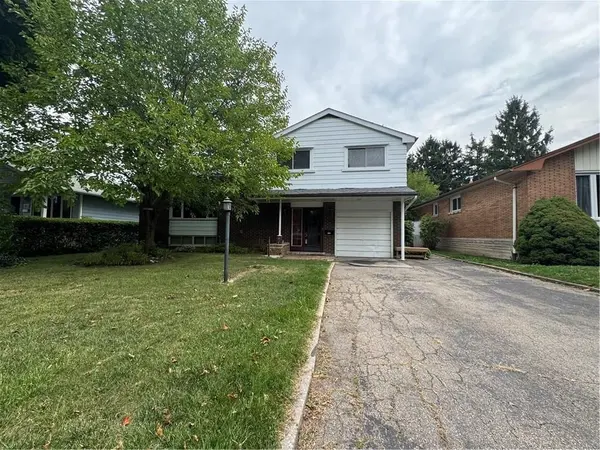 176 Laurier AVE, Hamilton, ON L9C 3S6