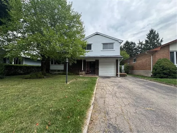 Hamilton, ON L9C 3S6,176 Laurier AVE