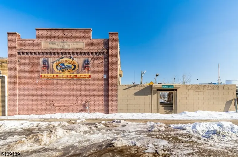 50 Dawson St, Newark City, NJ 07114