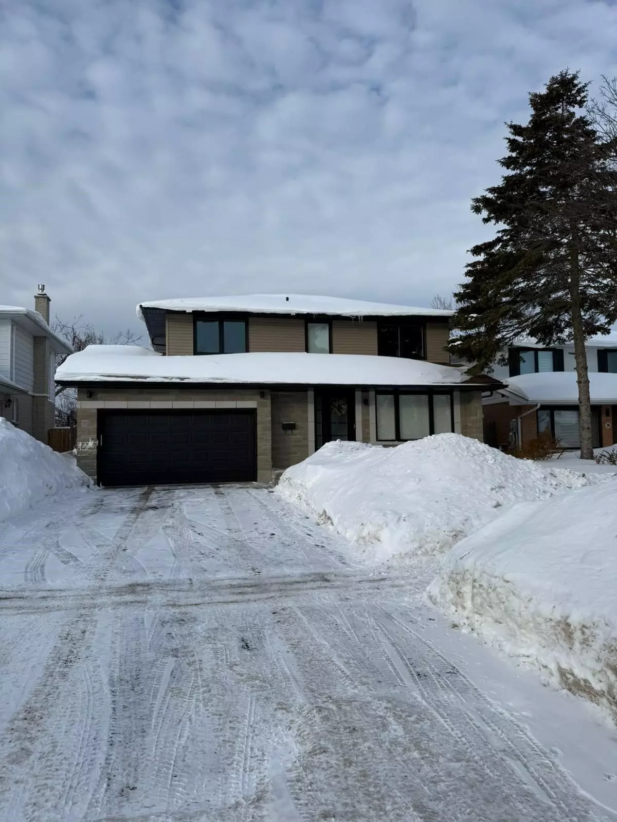 Barrie, ON L4N 3S8,76 Marhsall ST