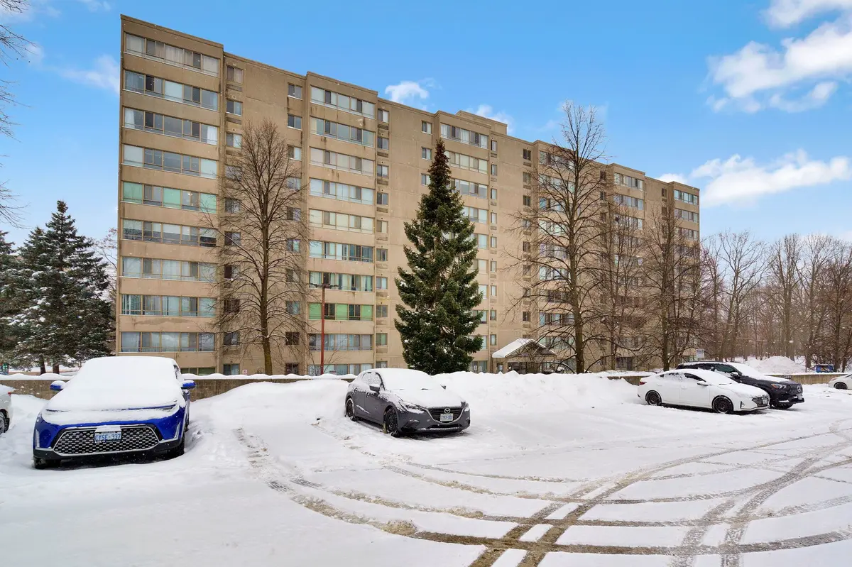 570 Proudfoot LN #110, London North, ON N6H 4Z1