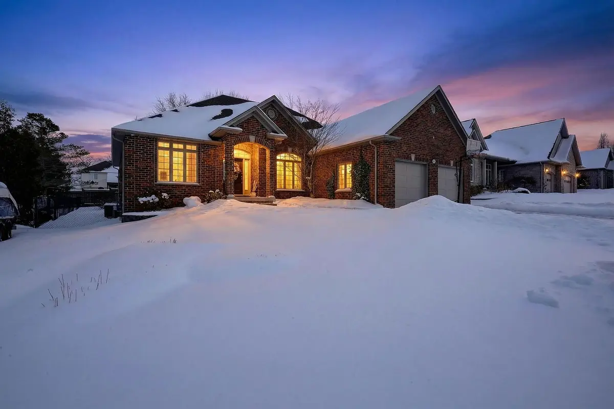 5 Baron CRES, Middlesex Centre, ON N0L 1R0