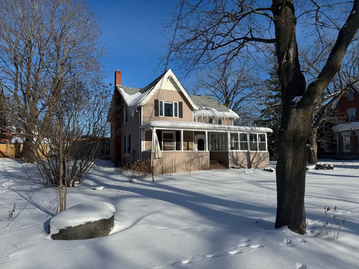 16 Lakeshore DR, South Dundas, ON K0C 1X0