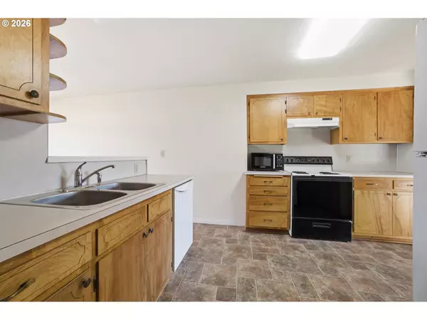 Albany, OR 97322,1665 MAIN ST