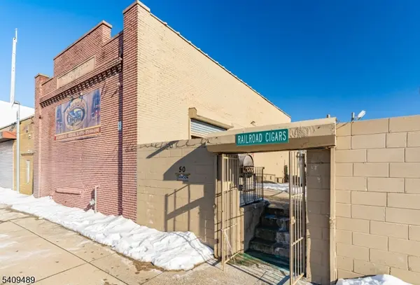 50 Dawson St, Newark City, NJ 07114