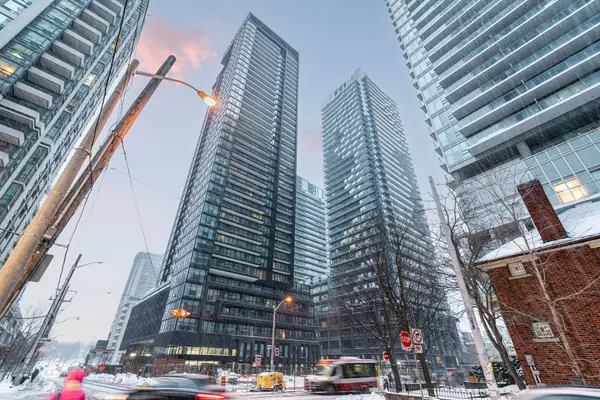 110 Broadway AVE #2403S, Toronto C10, ON M4P 1V7