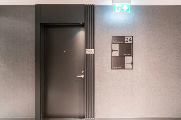 Toronto C10, ON M4P 1V7,110 Broadway AVE #2403S