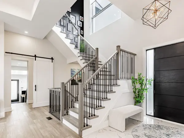 2166 10th Side Road, Bradford West Gwillimbury, ON L3Z 2K9