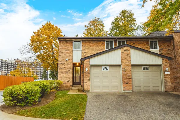 660 Oxford RD #15, Burlington, ON L7N 3M1