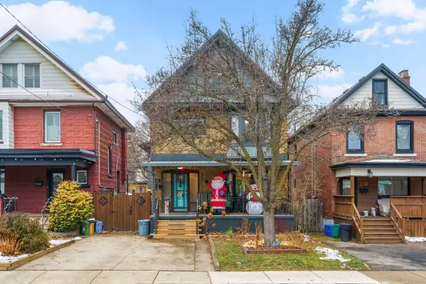 Hamilton, ON L8M 3B8,186 Balsam AVE S #MAIN