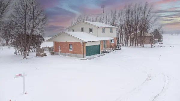 9077 Petty ST, Adelaide Metcalfe, ON N7G 3H7