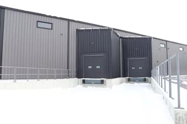 North Dundas, ON K0C 2K0,12260 Gypsy LN