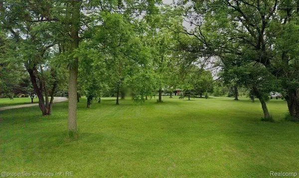 56499 Fairchild RD, Macomb Township, MI 48042