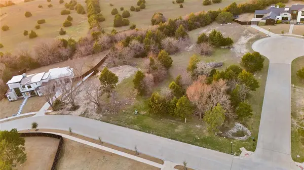 4761 Golden Bell Lane, Midlothian, TX 76065