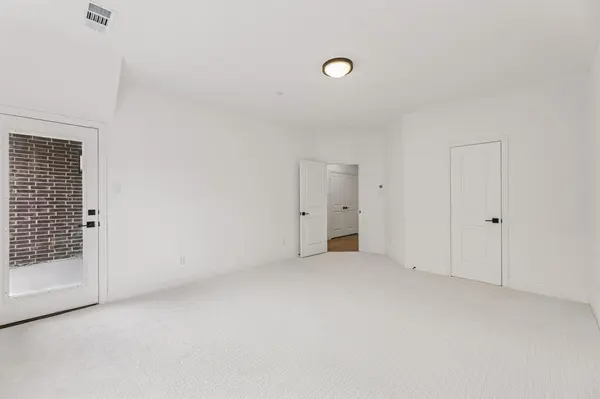 104 Kensington Drive, Lewisville, TX 75067