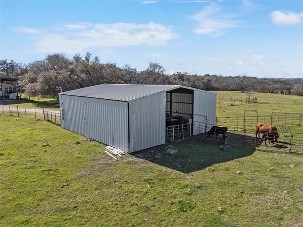 Chilton, TX 76632,2359 Fm 935