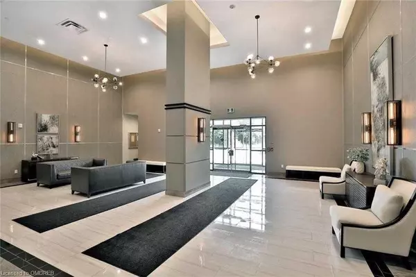 Oakville, ON L6M 4J2,2490 Old Bronte RD #609